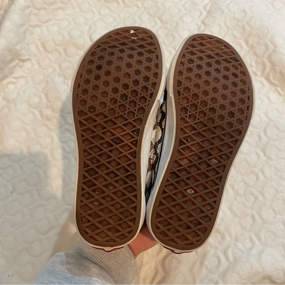 Vans Old Skool Glow In The Dark Skulls Black White Lace Up Size Women 5 Men 3.5 - Picture 7 of 8